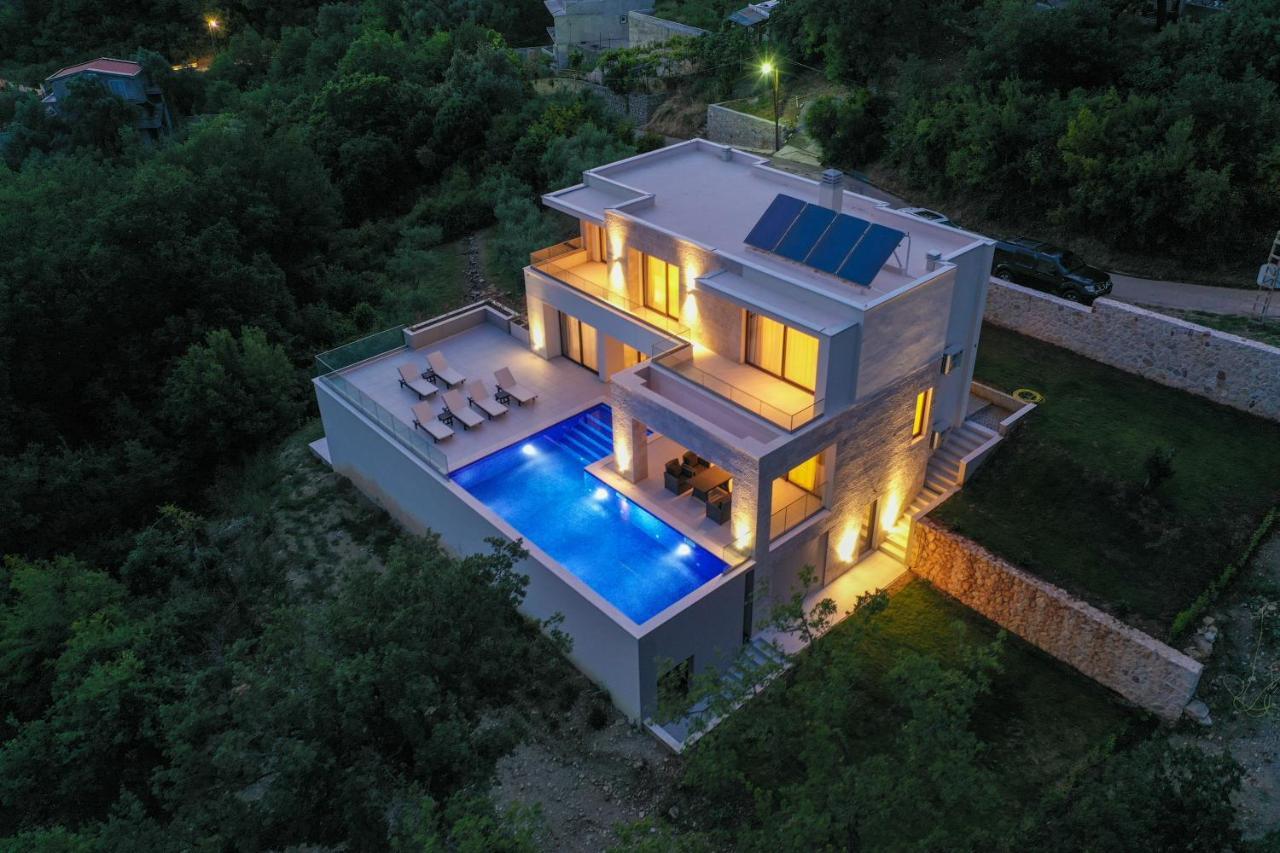 Zen Hill Villa